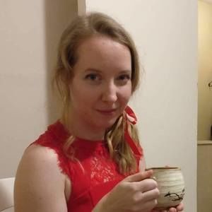 Meet your Posher, Caitlin